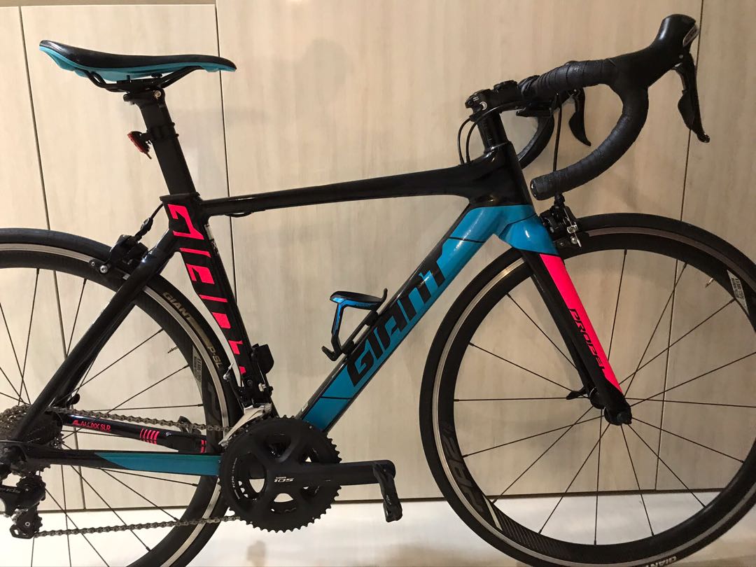 Giant Propel SLR 2 Sports Equipment Bicycles Parts Bicycles