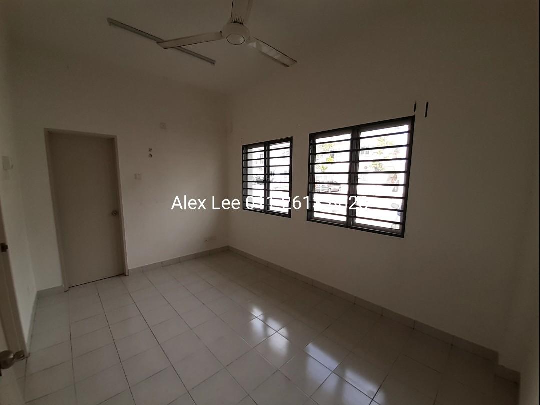 Ground Floor Townhouse Ainsdale Suci Groubd Floor Seremban, Property, Rentals on Carousell
