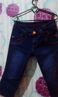 Jeans Celana Pendek Wanita