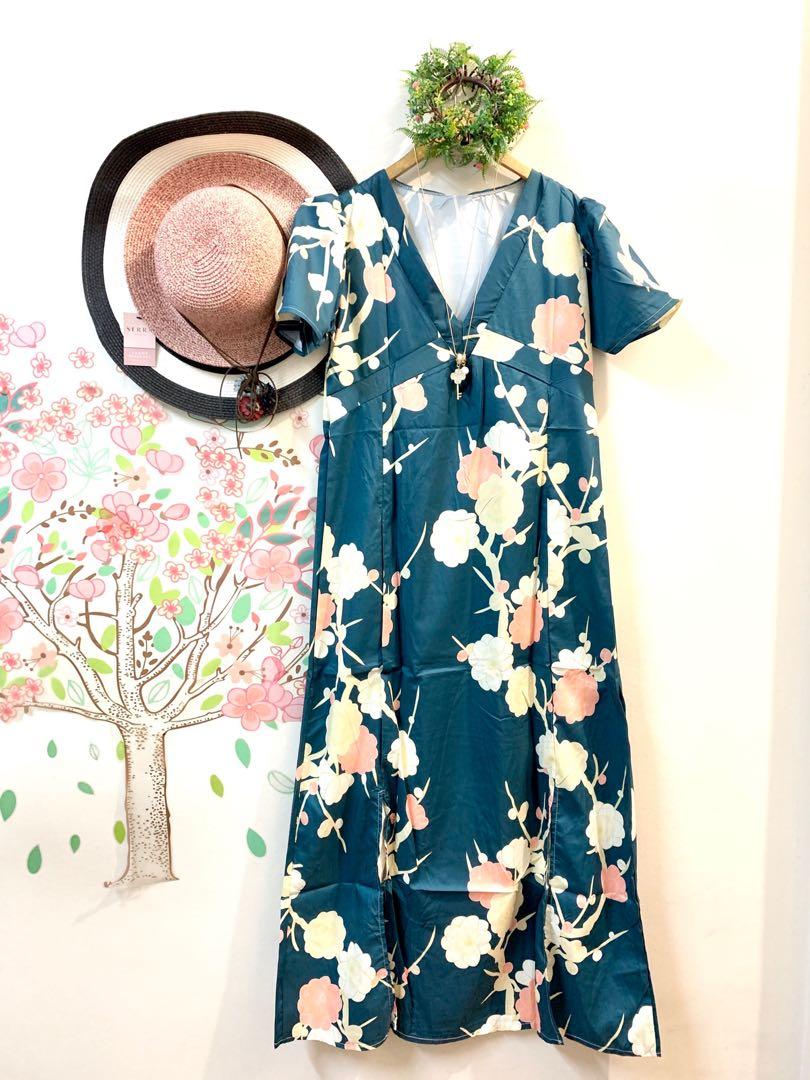 emerald green floral maxi dress