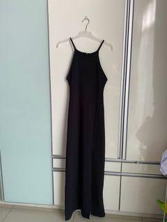 Long slit skirt