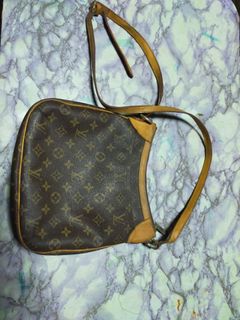 (Category: ) located in . Submitted by zahapreloved (Listing ID 1011331500, Image 1). Description: .