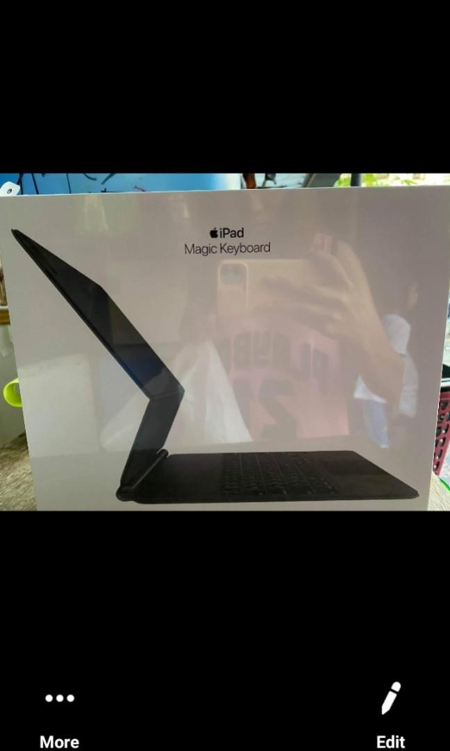 Magic keyboard 11inch (Category: iPad) located in San Juan City. Submitted by allsite (Listing ID 1011391906, Image 2). Description: magic mouse 2 3,900 11 inch 15,500 12.9 inch 18000 1 year warranty.