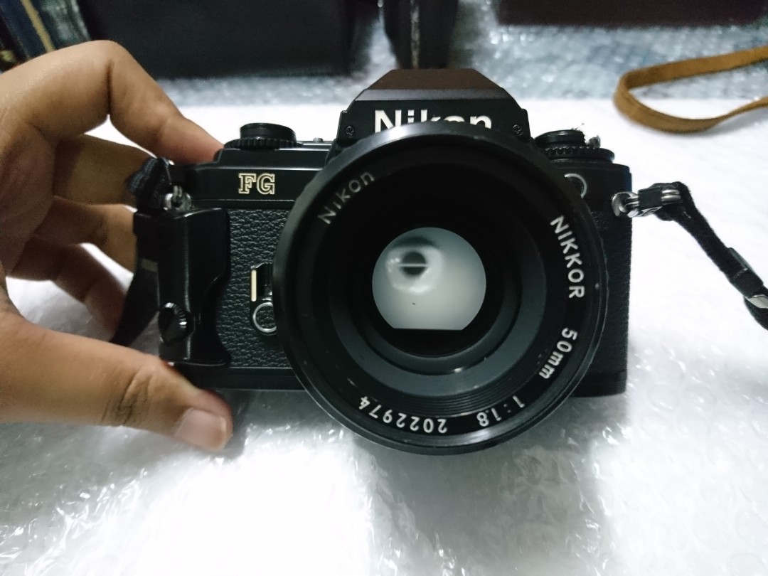 Nikon FG 50mm 1.8 Ai Databack MF15, Photography, Lens  Kits on Carousell