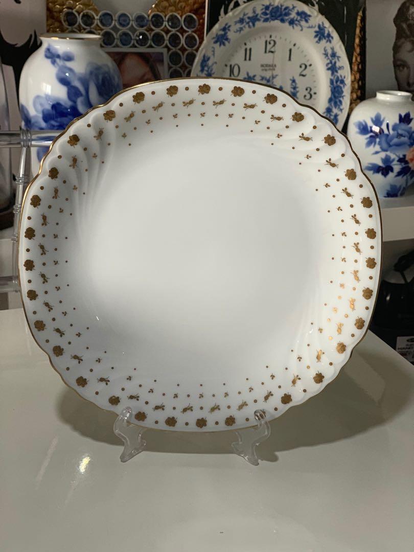 Okura dinner plate (Category: Dinnerware & Cutlery) located in Manila. Submitted by camshomecollections888 (Listing ID 1011258212, Image 1). Description: 9.5 inches Square plate Slight scratches .