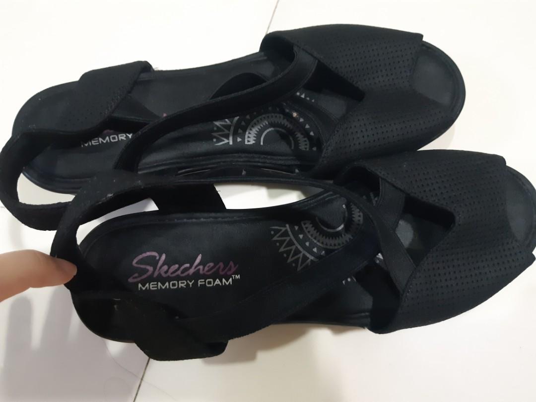 skechers memory foam heels
