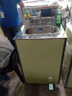 Pedal type wash basin