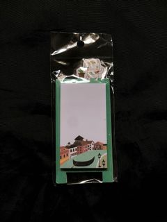 (Category: ) located in . Submitted by danielletributethrifts (Listing ID 1011274087, Image 1). Description: .