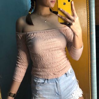 (Category: ) located in . Submitted by ilovecesss (Listing ID 1011362639, Image 1). Description: .