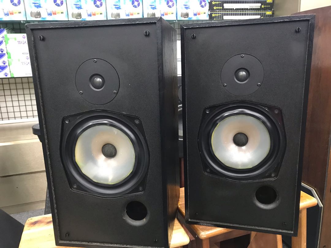 rogers bookshelf speakers