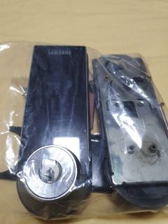 (Category: ) located in . Submitted by doraemon_5070 (Listing ID 1011357459, Image 1). Description: .