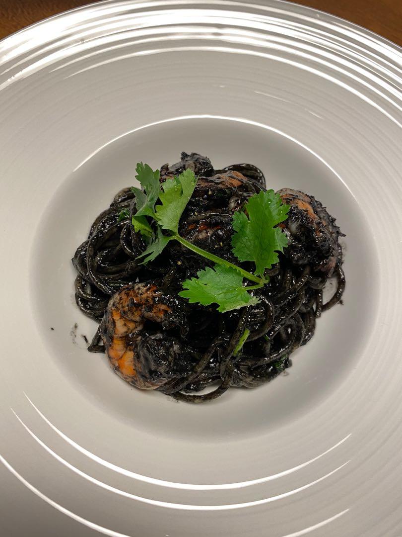 Homemade Squid Ink Pasta with Squids and Tomatoes - Cooking My Dreams