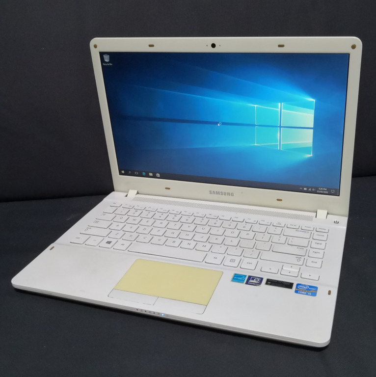upgraded samsung series 3 np370r4e