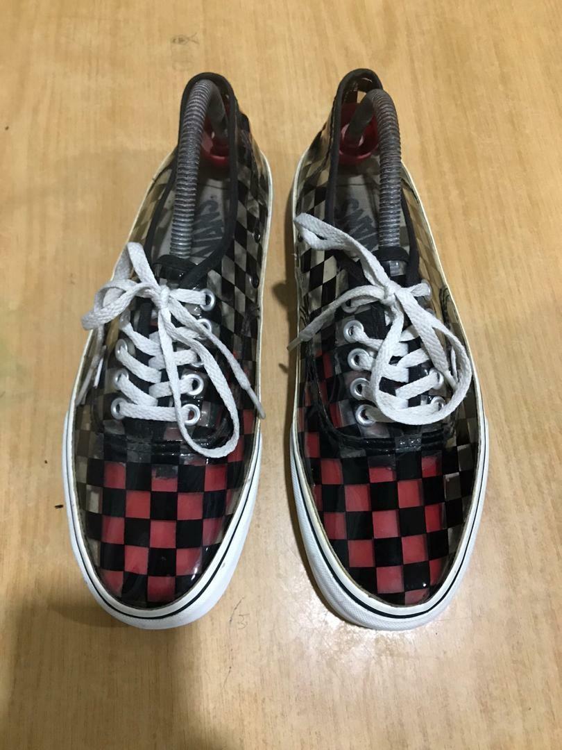 Clear checkered store vans