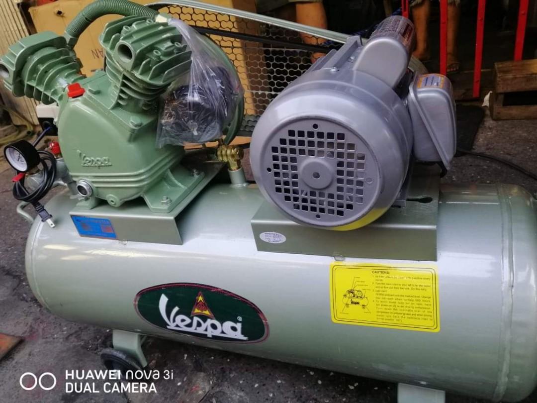 Vespa Air Compressor 1/2 hp, Commercial & Industrial, Construction