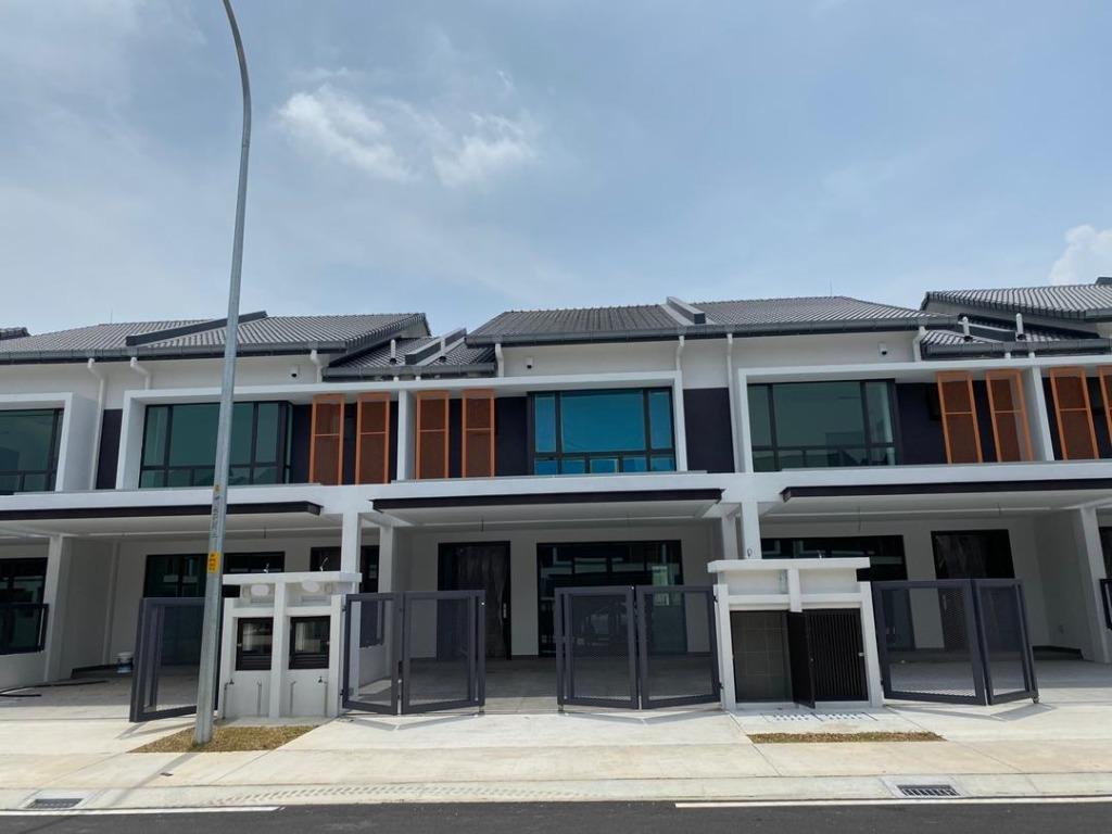 2 Storey Terrace House Athira Bandar Bukit Raja Klang Selangor Property For Sale On Carousell