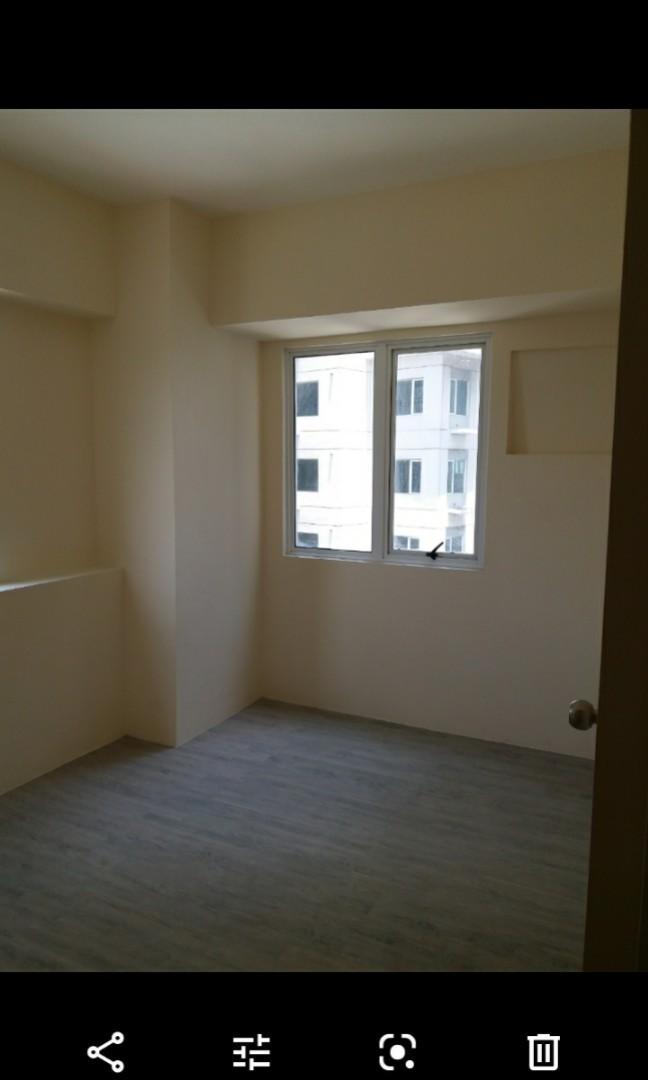 Amaia Skies Shaw Condominium (Category: Apartments & Condos) located in Manila. Submitted by blitzenn.blitzenn (Listing ID 1011549431, Image 1). Description: Near Global Link and StarMall, Shangrila Mall - area = 32 sq. mtr. >monthly rental Php 18,000.00 Semi Furnished with : > 2 aircons > window curtains > shower heater and shower curtains..
