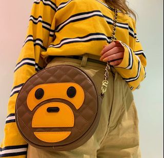 (Category: ) located in . Submitted by aceapparel (Listing ID 1011665805, Image 1). Description: .