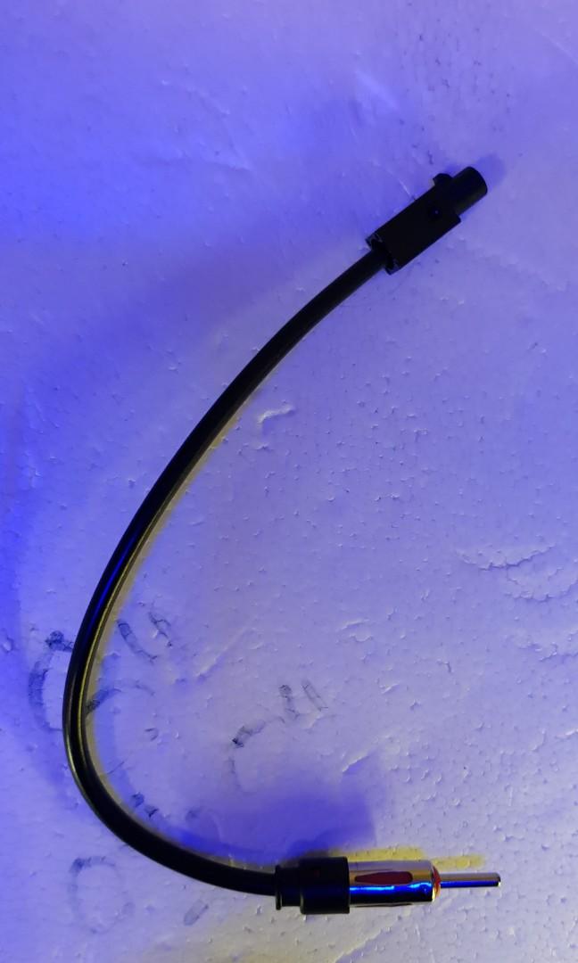 car antenna connector