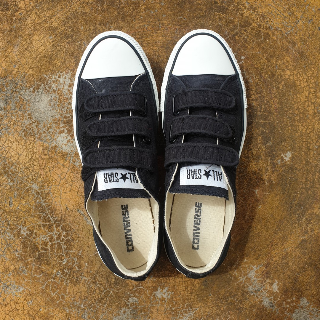 Black store velcro converse