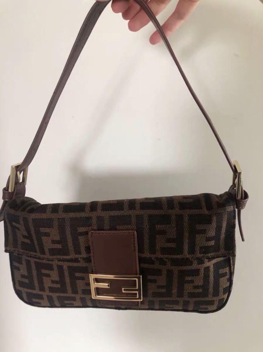 Fendi baguette