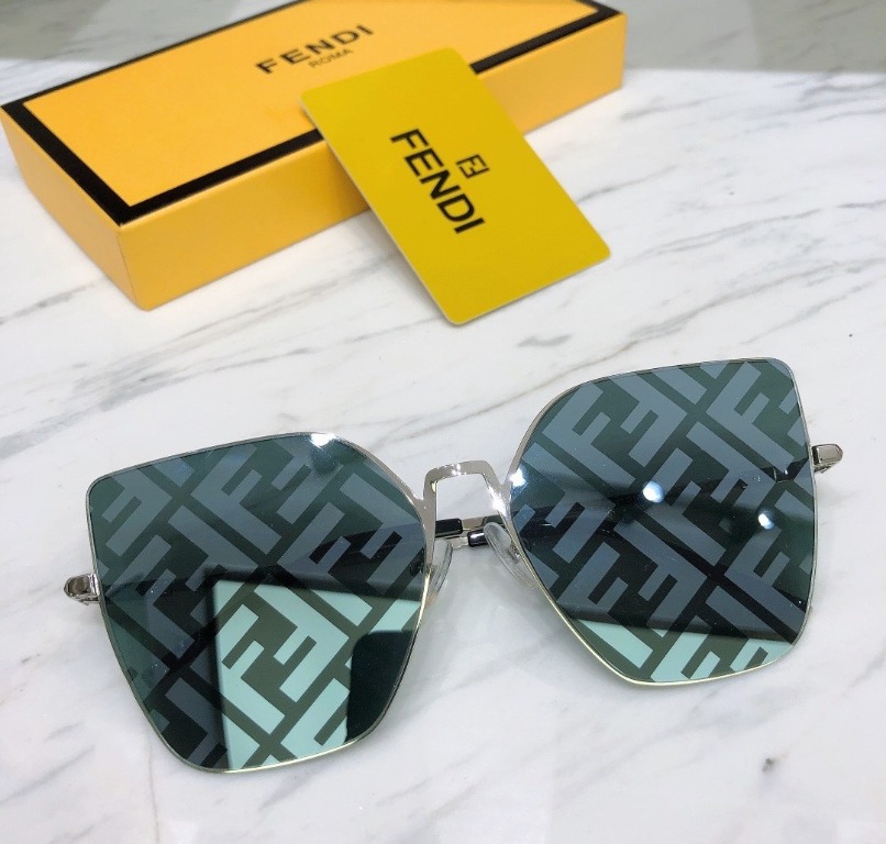 Fendi sunglasses women store 2020