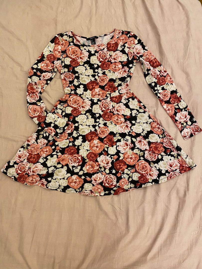 Forever 21 Floral Longsleeve Skater Dress Women S Fashion Clothes Dresses Skirts On Carousell