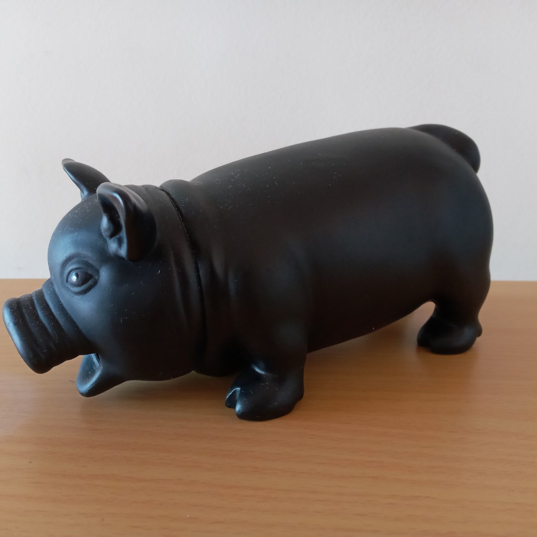 Black cheap pig toy