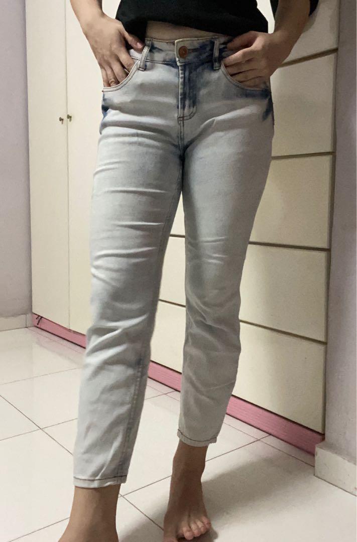cropped coloured jeans