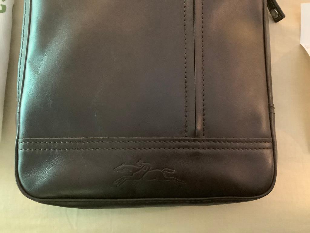 LIKE NEW Longchamp Cavalier Men Leather Crossbody Messenger Sling Bag