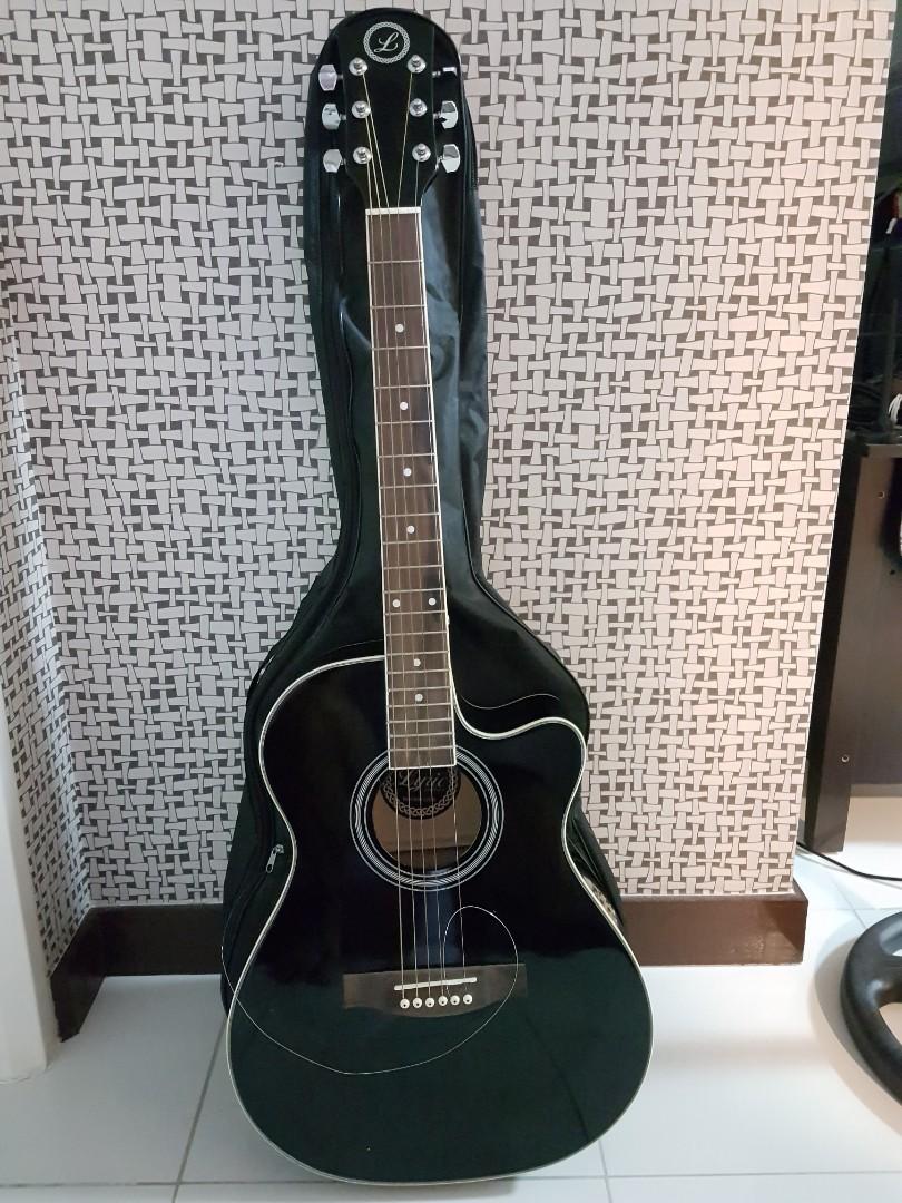 Guitar on sale below 2000
