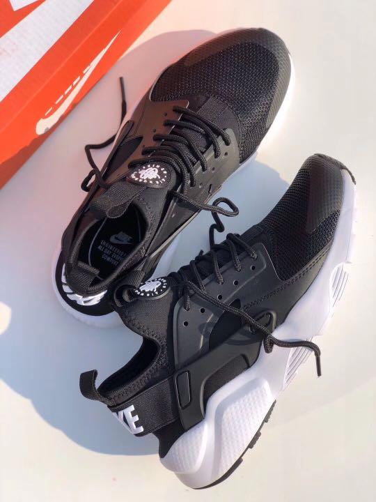 Nike Air Huarache Run Ultra Black, 女裝, 波鞋- Carousell