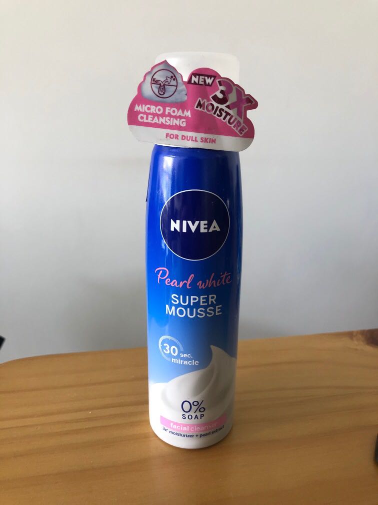 nivea pearl white super mousse