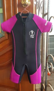 (Category: ) located in . Submitted by scented_life (Listing ID 1011455186, Image 1). Description: .