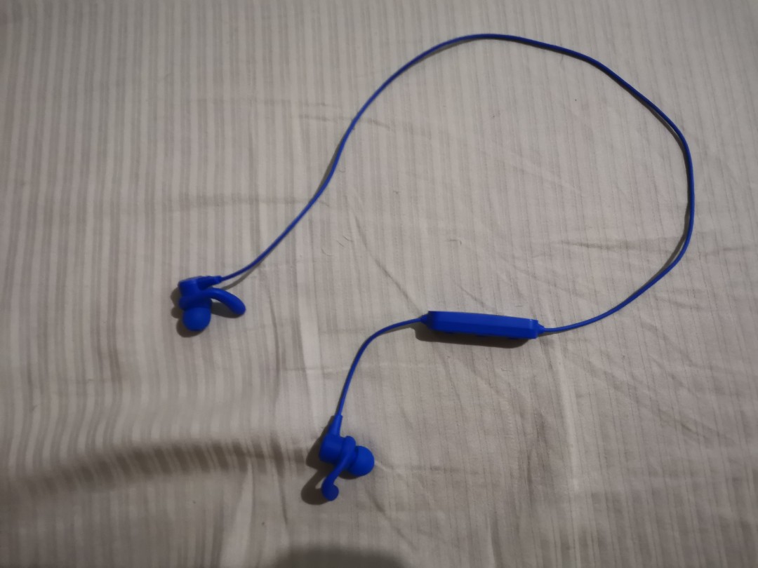 onn in ear bluetooth headphones