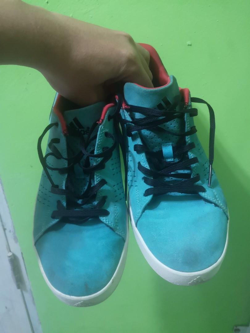 d rose low cut shoes