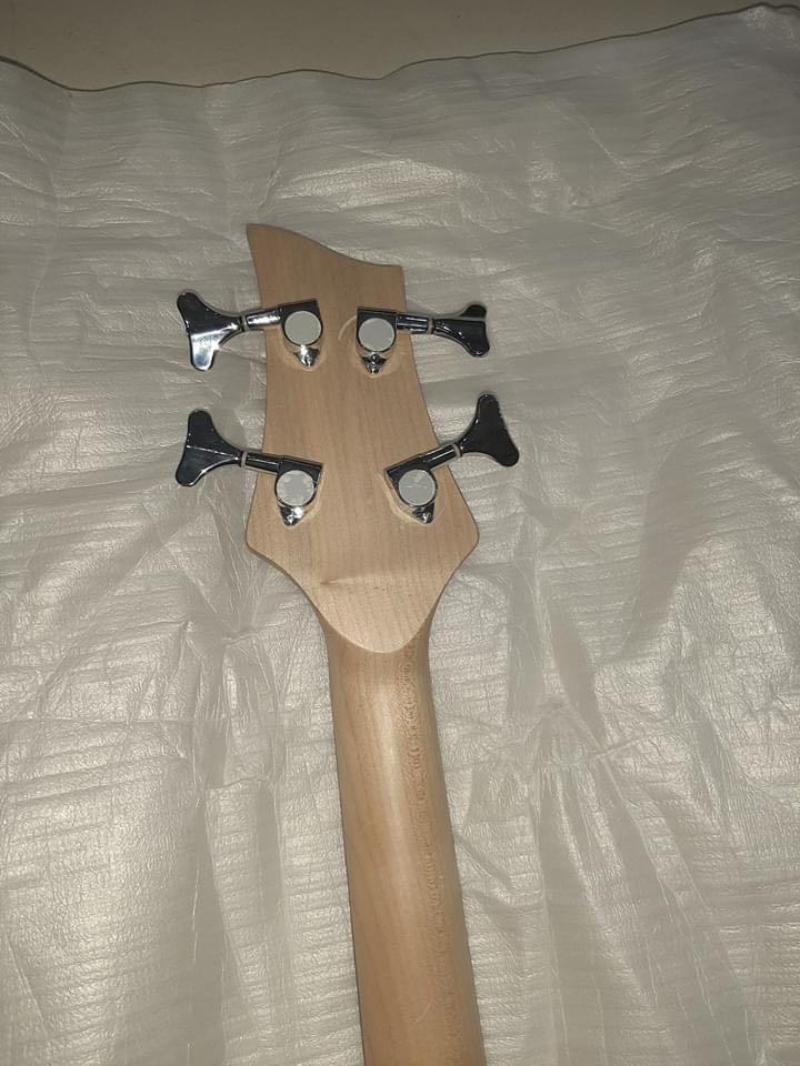 Pulse Bass Guitar (Category: Musical Instruments) located in Quezon City. Submitted by meyann (Listing ID 1011624200, Image 3). Description: Pulse Bass Guitar ₱6000 Body Shape: P-Bass Body: Basswood Neck: Maple Fingerboard: 22 frets Richlite Pickup configuration: Dual P Electronics: 1 master Volume and Tone Bridge: Steel Bridge.
