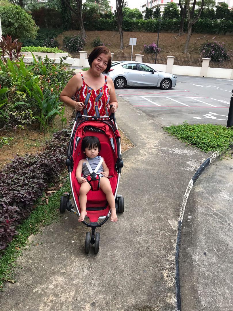 Quinny zapp (Category: Strollers) located in Caloocan City. Submitted by puzzleaddict (Listing ID 1011635639, Image 1). Description: Quinny zapp with travel bag, foldable No damage..