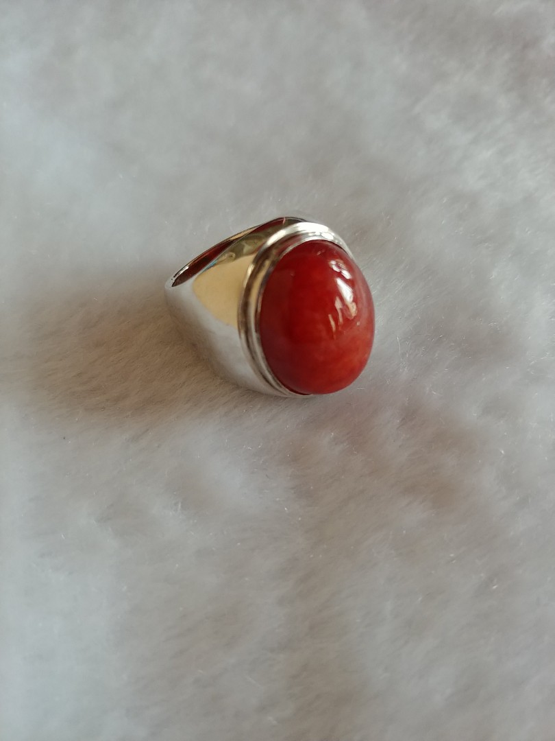 Red jade ring shop
