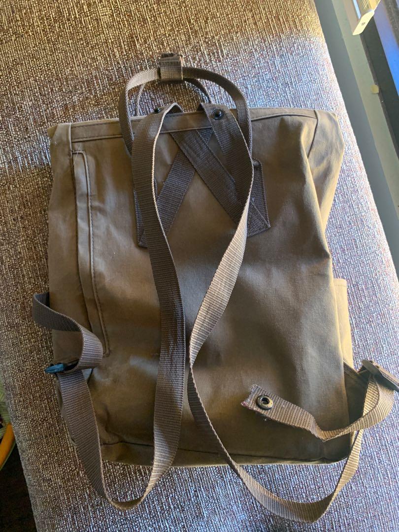 Rootote Olive Backpack (Category: Backpacks) located in Las Pinas. Submitted by jilka (Listing ID 1011520433, Image 2). Description: One of the best backpacks I’ve ever owned! Nice quality Colour is also nice Can fit a 13” laptop Selling it because I bought a bigger backpack.