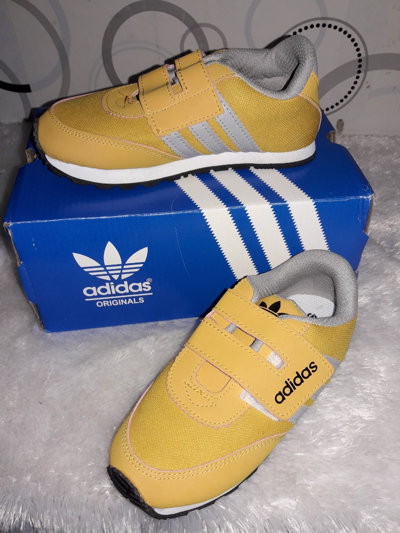 Sepatu Adidas Anak Laki Laki Perempuan Bayi Anak Baju Bayi Di Carousell