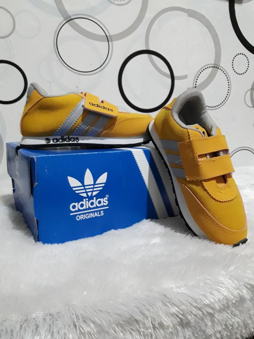 Sepatu Adidas Anak Laki Laki Perempuan Bayi Anak Baju Bayi Di Carousell