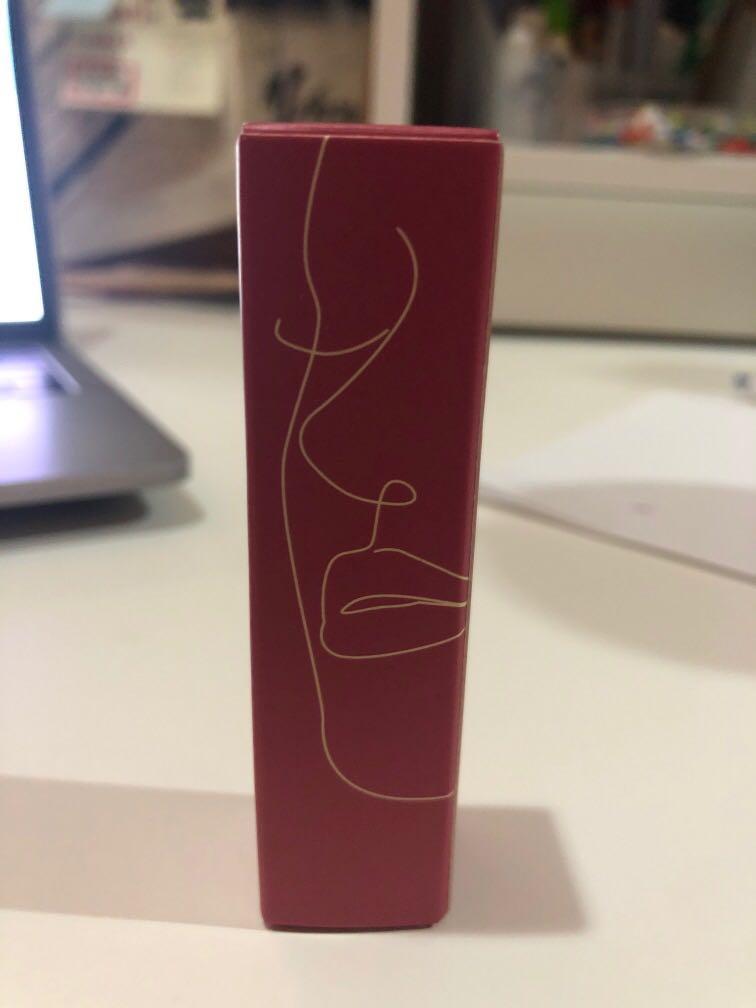 SUNNIES FACE Fluffmatte (Category: Makeup) located in Quezon City. Submitted by ari.sells (Listing ID 1011612425, Image 1). Description: Shade: 143 10/10 condition (never used) Received Mid-may Rfs: need school funds OG PRICE: P395 (bought via beautymnl).