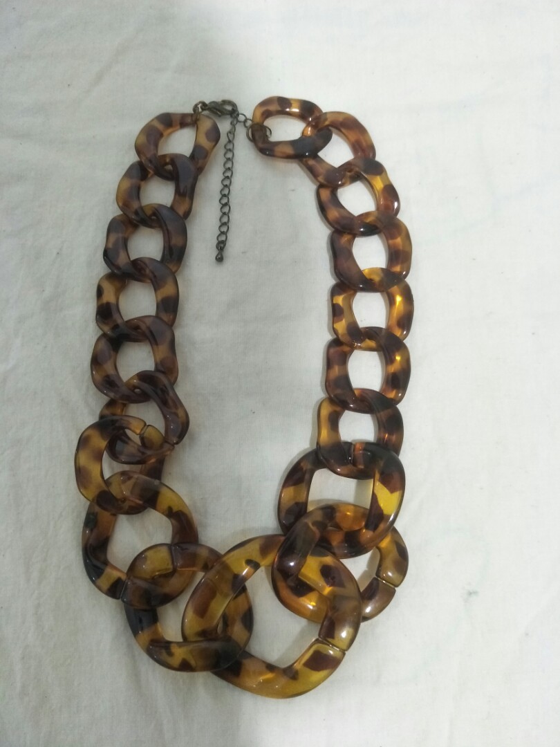 tortoise shell necklace