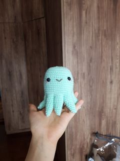 (Category: ) located in . Submitted by scuttlefish.sells (Listing ID 1011504088, Image 1). Description: .