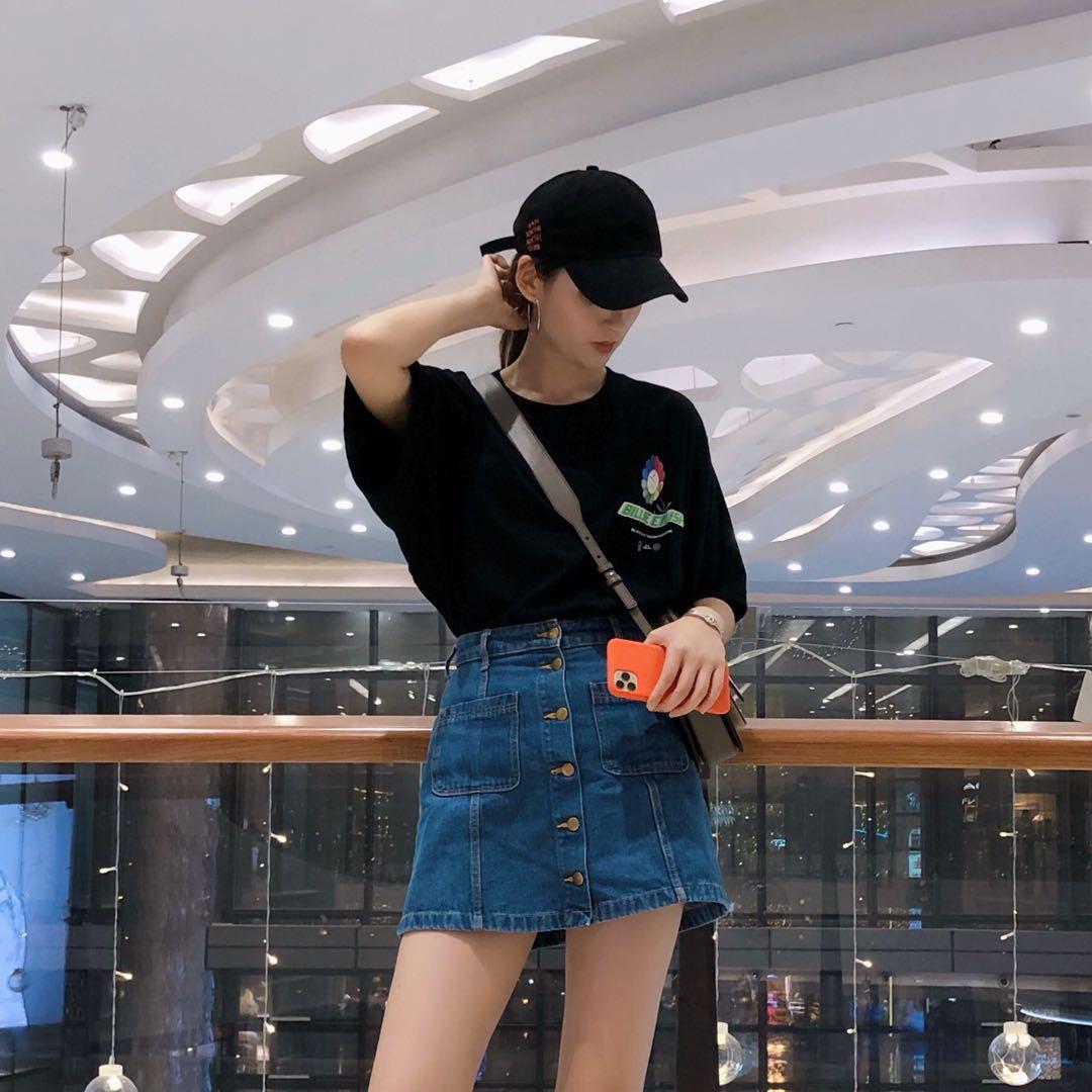 Uniqlo UT Billie Eilish by Takashi Murakami Tee, Women's ...