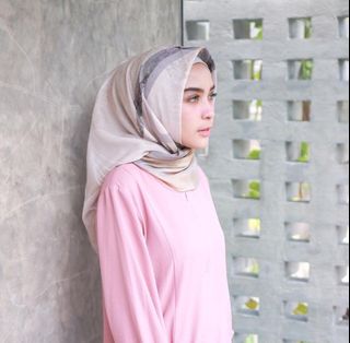 (Kategori: ) berada di . Dikirim oleh patrickstarshop (ID iklan 1011453820, Gambar 1). Deskripsi: .