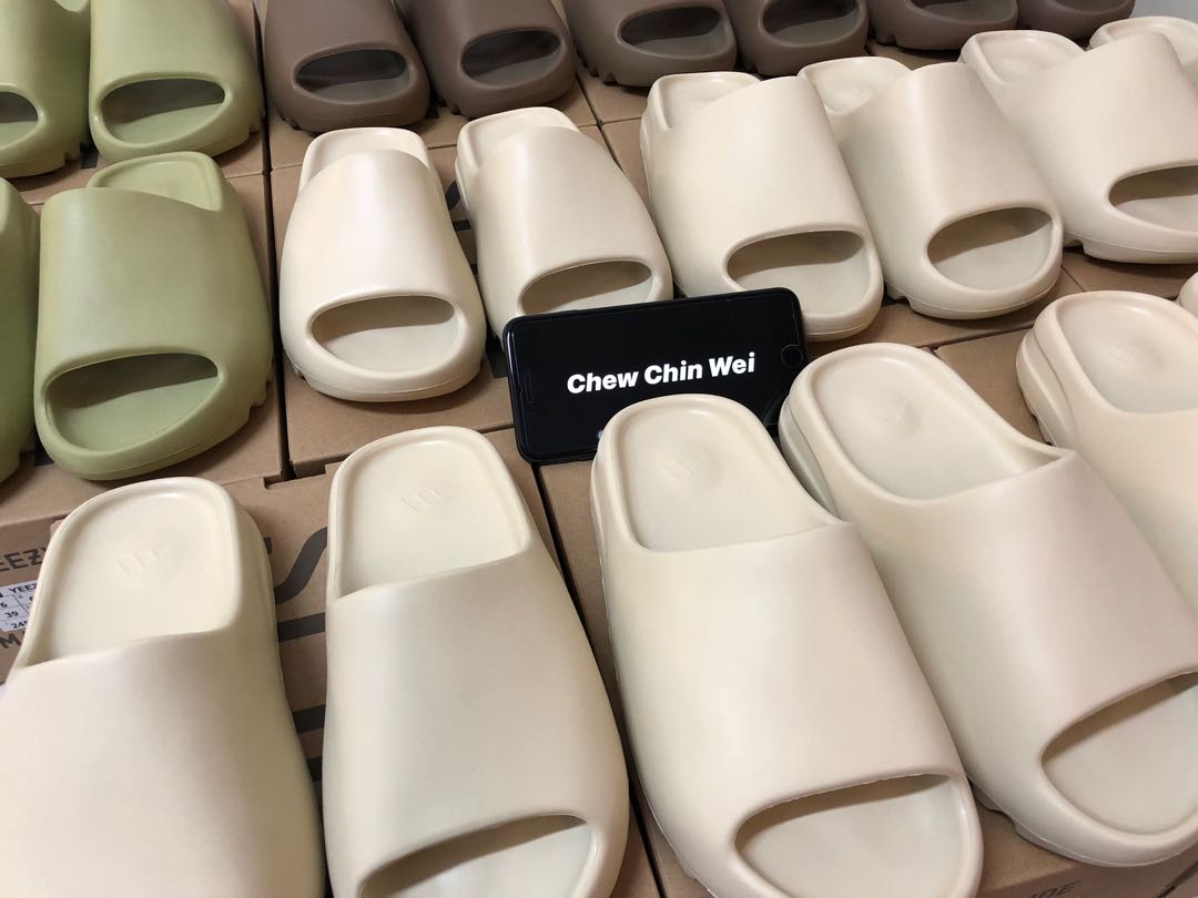100% Authentic - YEEZY SLIDE, Men's Fashion, Footwear, Flipflops and Slides  on Carousell