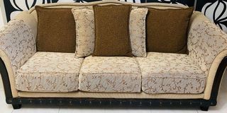(Category: ) located in . Submitted by kkauthenticcloset (Listing ID 1011914717, Image 1). Description: .
