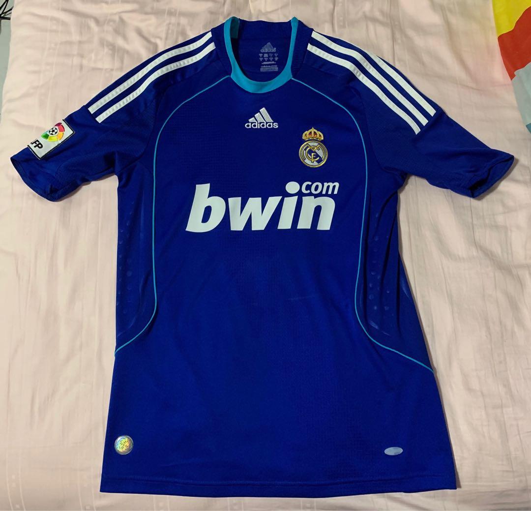 Real madrid classic kit online